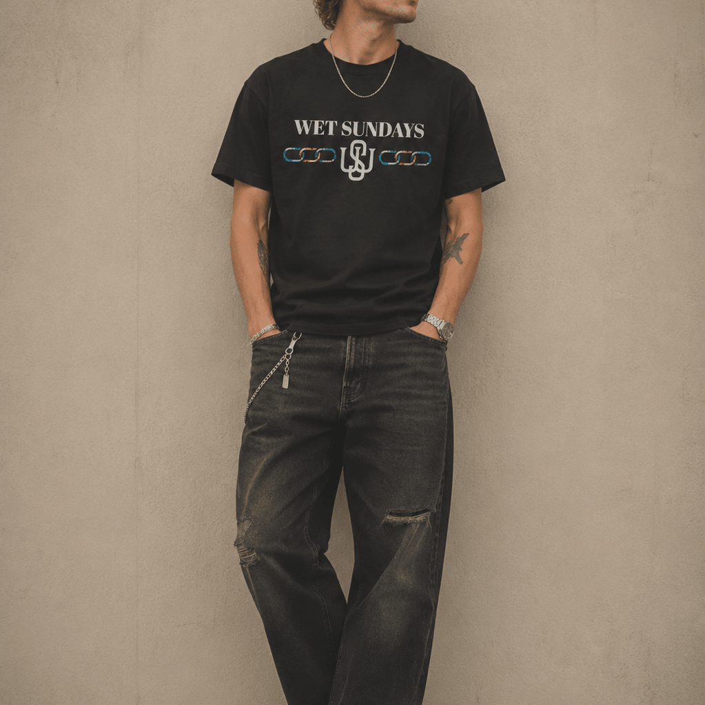 Strong Links T-shirt - Wet Sundays